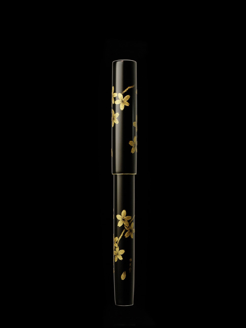 NAMIKI PILOT 18K 万年筆 桜　蒔絵　沈金 19.jpg