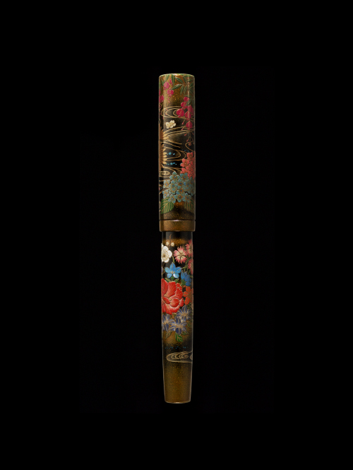 Blooming flowers in profusion｜LIMITED｜Maki-e fountain pen｜Namiki