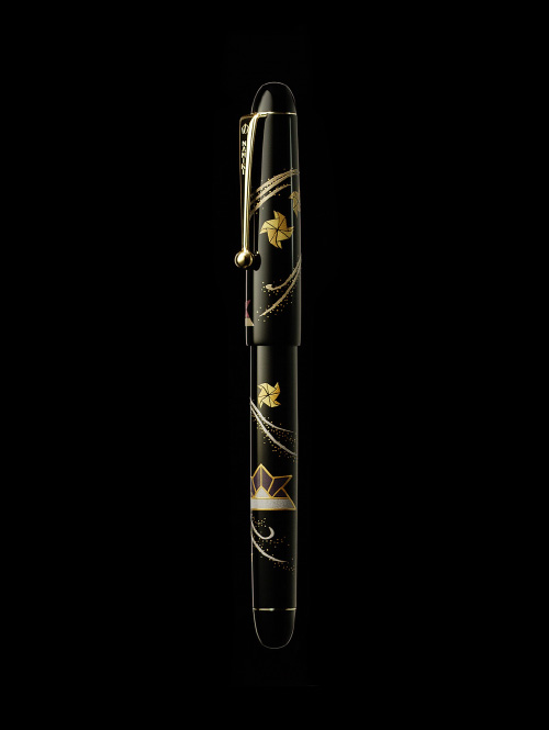 Origami-Kabuto｜NIPPON ART｜Maki-e fountain pen｜Namiki