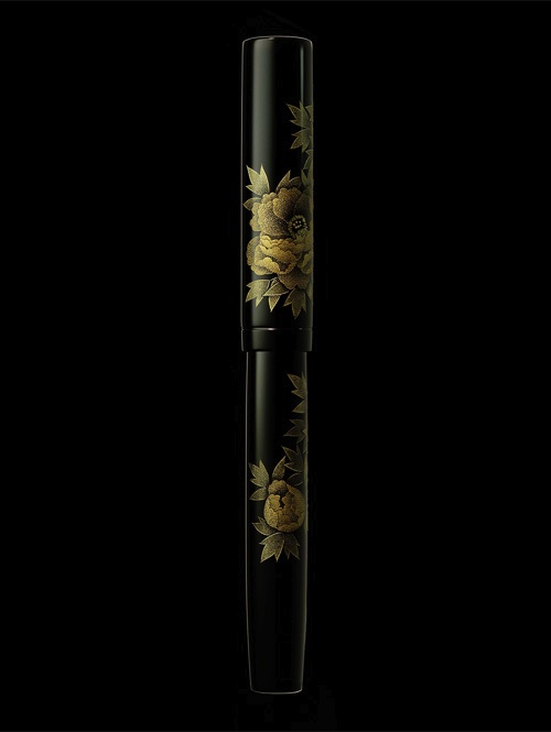 NAMIKI 蒔絵万年筆、桃とオウム NAMIKI 蒔絵万年筆、桃とオウム NAMIKI 蒔絵万年筆、桃とオウム